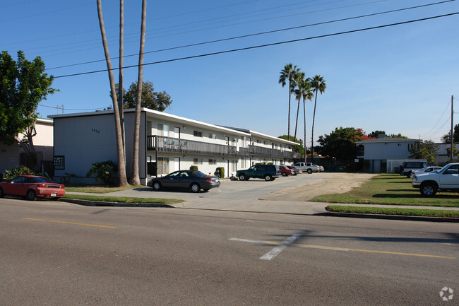 Building Photo - Carlsbad Village Apartments