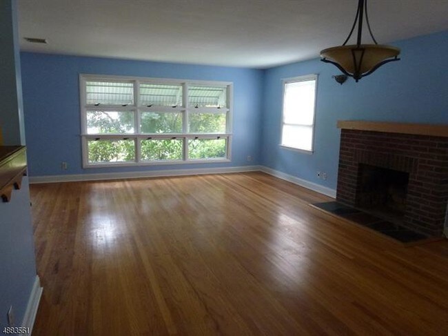 Foto del edificio - 11 High Ave