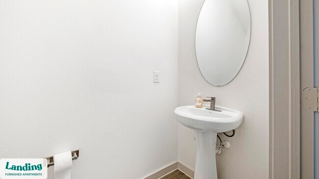 Foto del edificio - 19240 Stokes Rd