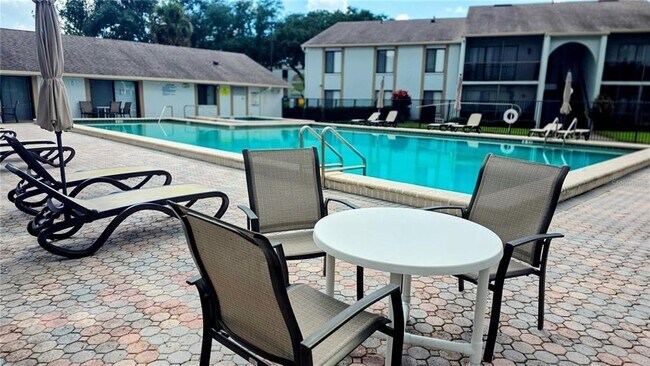 Building Photo - 8215 Sun Spring Cir