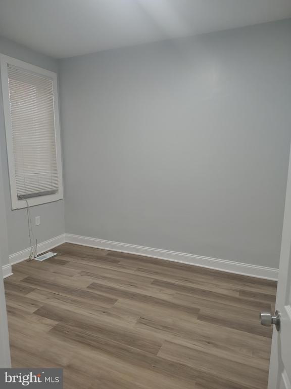 Foto del edificio - 1114 N Bond St