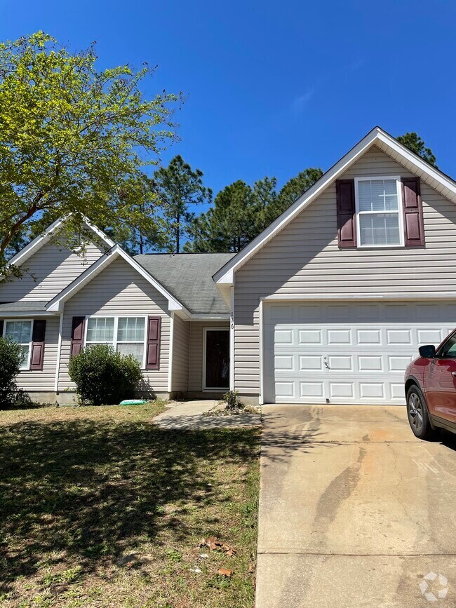 Villages of Whiteknoll Apartments under 1,500 Lexington, SC 2