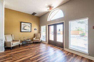 7.jpg - Western Station Apartments