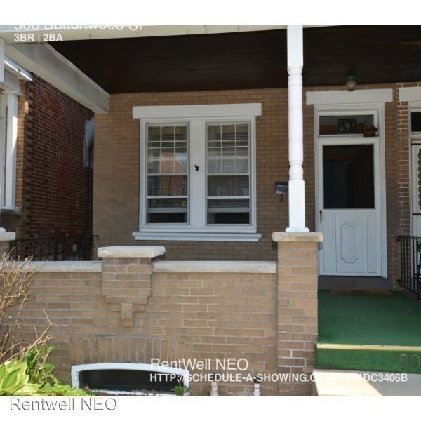 Building Photo - 506 Buttonwood St