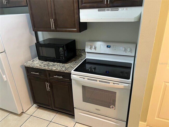 Building Photo - 3827 Crows Nest Dr