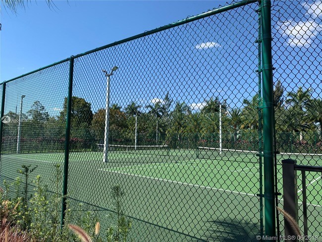 Foto del edificio - 8821 NW 102nd Ct