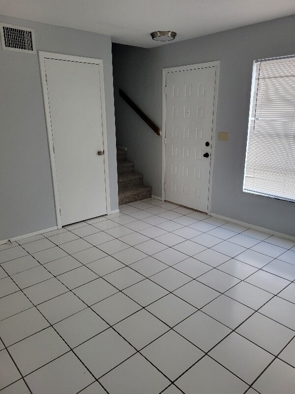 Foto del edificio - 14021 Village Terrace Dr