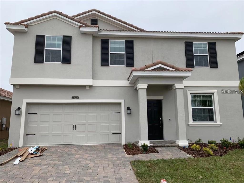 Foto principal - 1323 Oak Crest St