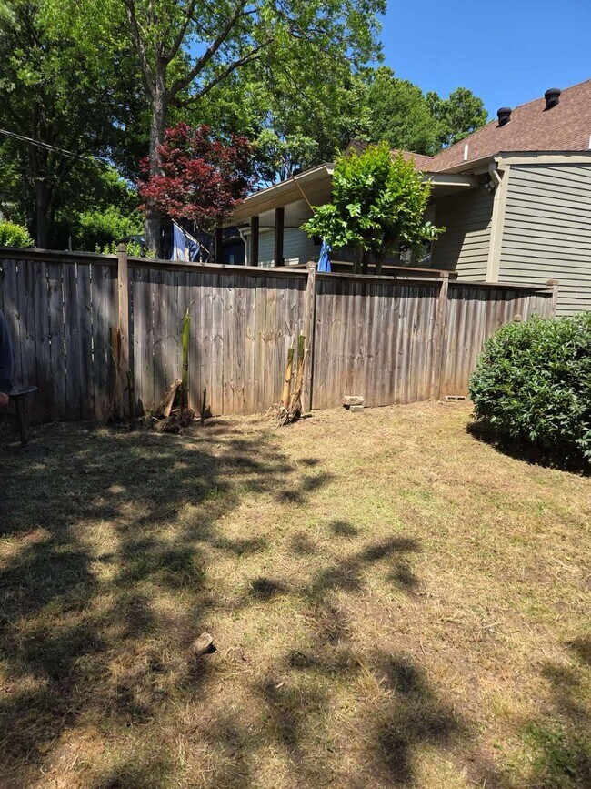 patio trasero - 249 Powell St SE