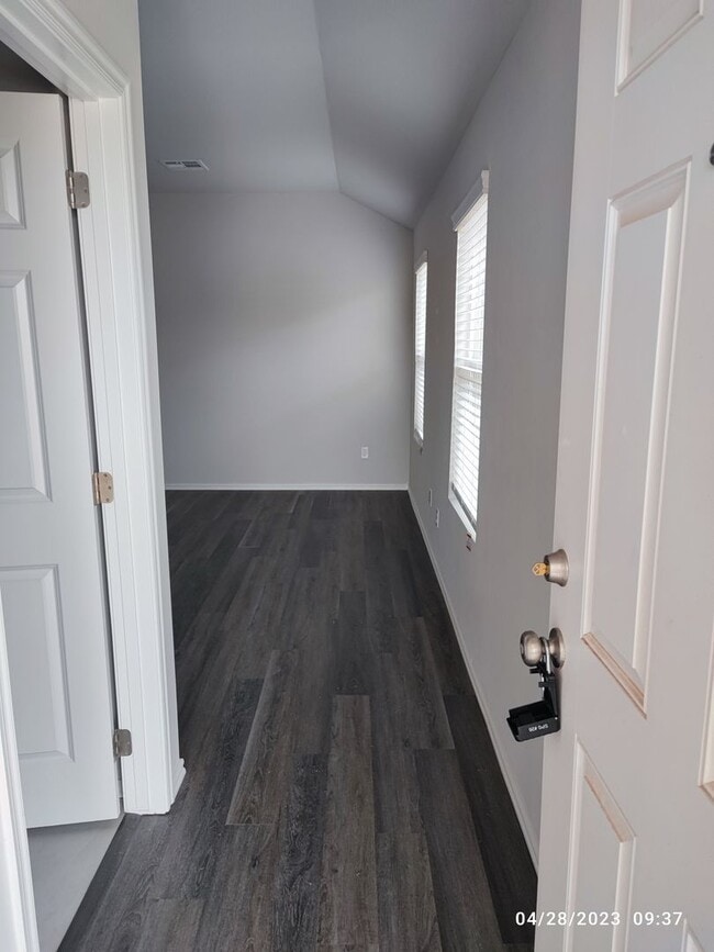 Building Photo - 2913 Caretta Ct