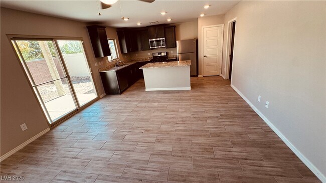 Building Photo - 6502 Baylyn Ct