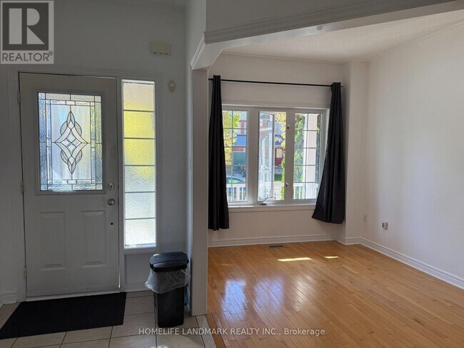 Photo du bâtiment - 37 Osmond Appleton Rd