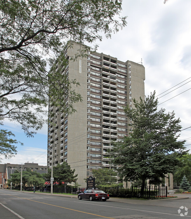 Building Photo - Sherbourne Estates (201 Building)