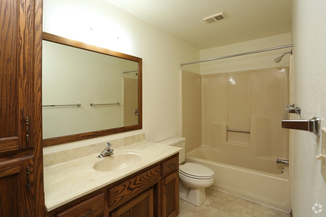 Second bathroom - Willow Creek Apartments