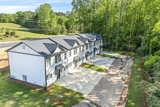 Building Photo - 1ST MONTH FREE!!