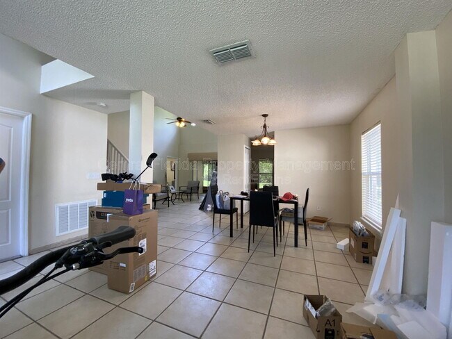 Foto del edificio - 4417 Waterside Pointe Cir