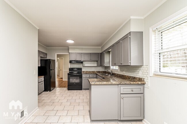 Foto del edificio - 1214 Bunchie St