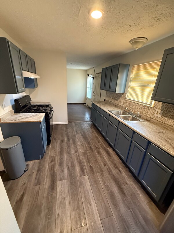 Foto del edificio - 1042 Ansel Rd