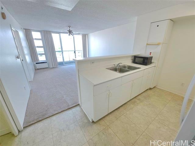 Building Photo - 1133 Waimanu St