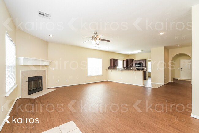 Building Photo - 5929 SE 68th Street