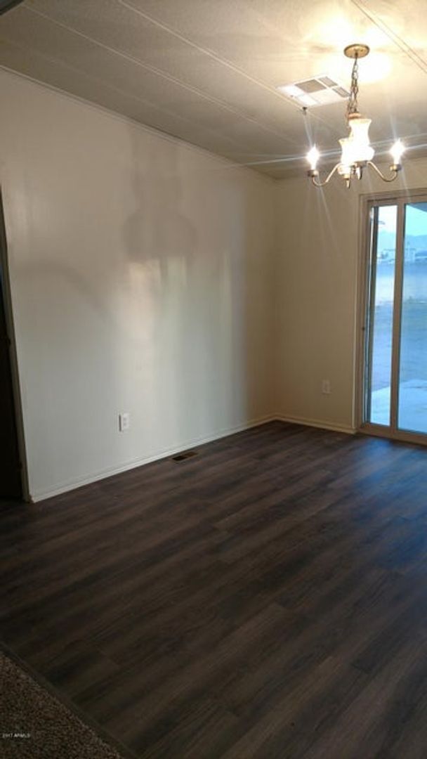 Building Photo - SHORT TERM HORSE PROPERTY RENTAL