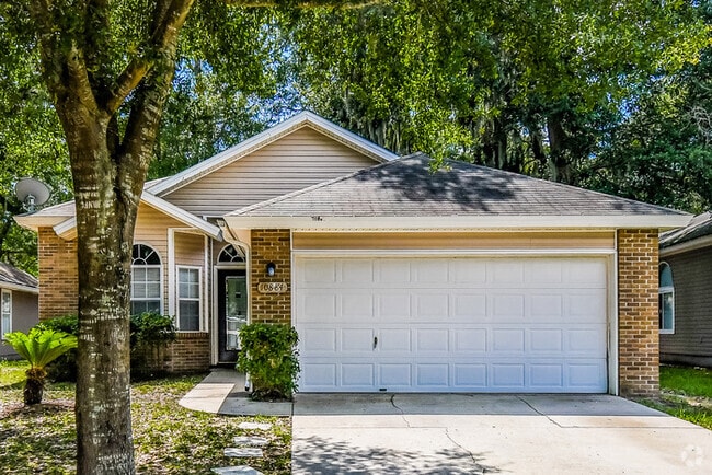 Building Photo - 10884 Campus Heights Ln