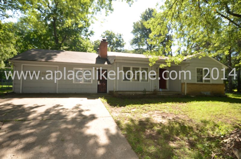 Primary Photo - 10427 Palmer Ave