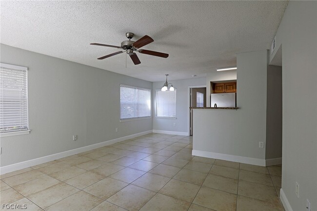 Building Photo - 12670 Equestrian Cir