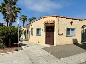 Building Photo - 408 Civic Center Dr