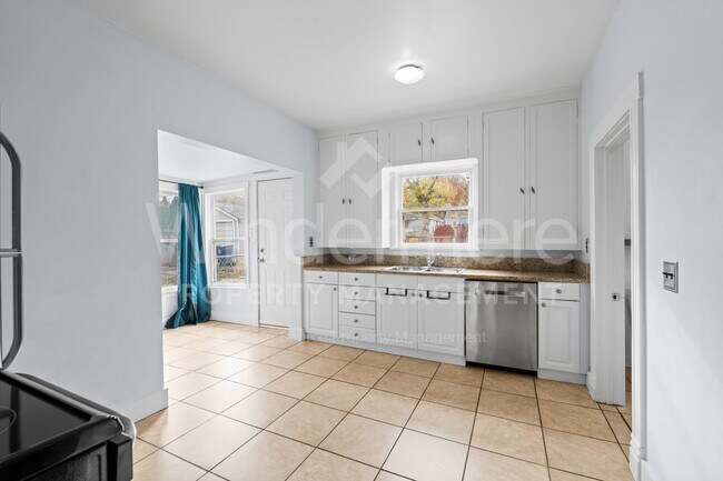 Foto del edificio - 3 Bedroom , 1 Bath