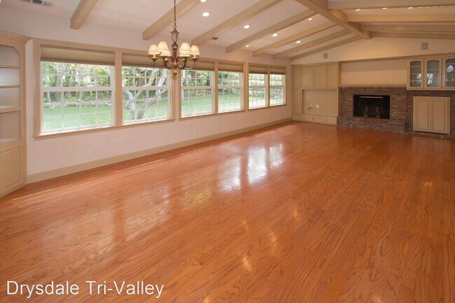 Foto del edificio - 4 br, 2.5 bath House - 1564 Avenida Nueva