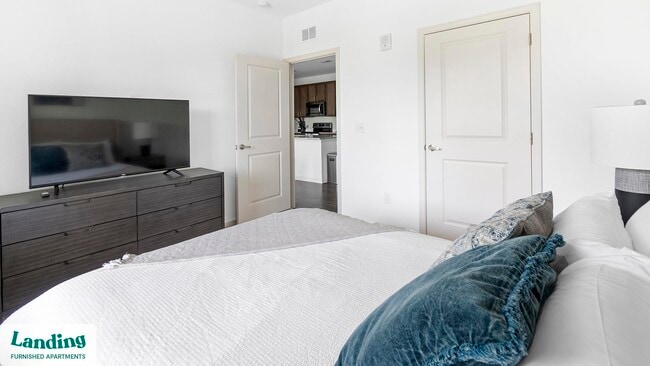 Building Photo - 1905 Promenade Way