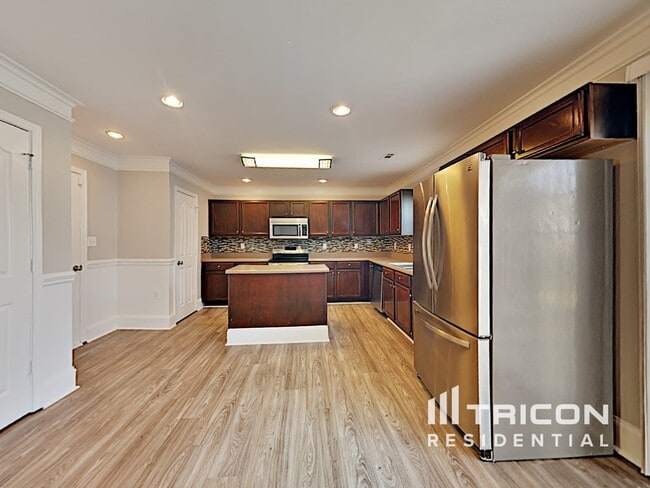 Foto del edificio - 1211 Chaser Ridge Ct