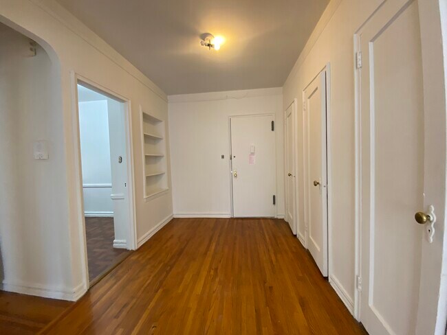Building Photo - 6771 Yellowstone Blvd