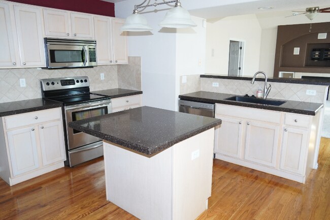 Building Photo - 5445 War Paint Pl