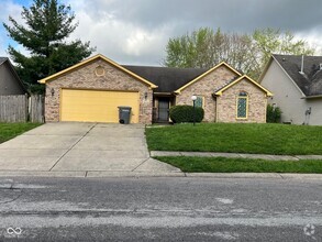 Building Photo - 2724 Granada Cir N