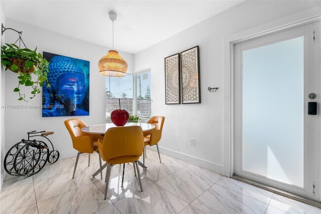 Foto del edificio - 1754 Marseille Dr
