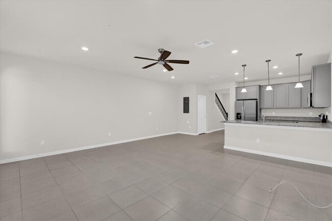 Building Photo - 10877 Wooded Acre Aly