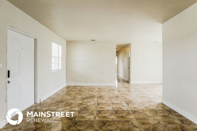 Foto del edificio - 900 NW 199th St