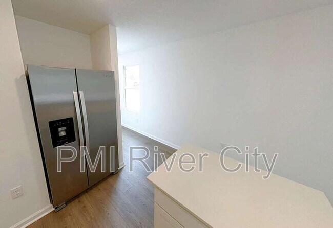 Foto del edificio - 12741 Geronimo Pl