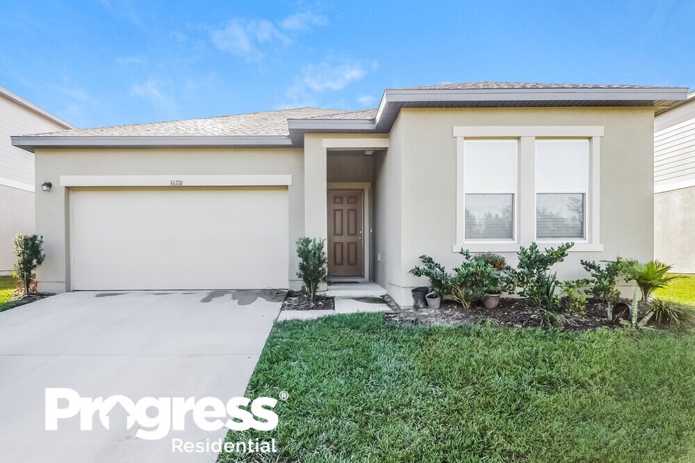 36718 River Rd, Dade City, FL 33523 House Rental in Dade City, FL