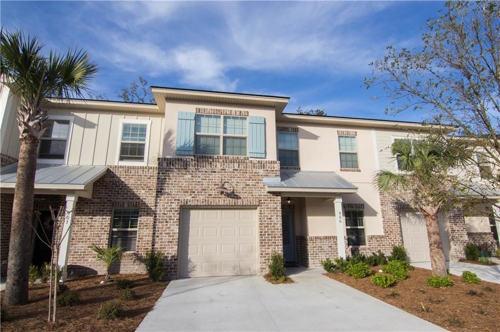 Foto principal - 906 Mariners Cir