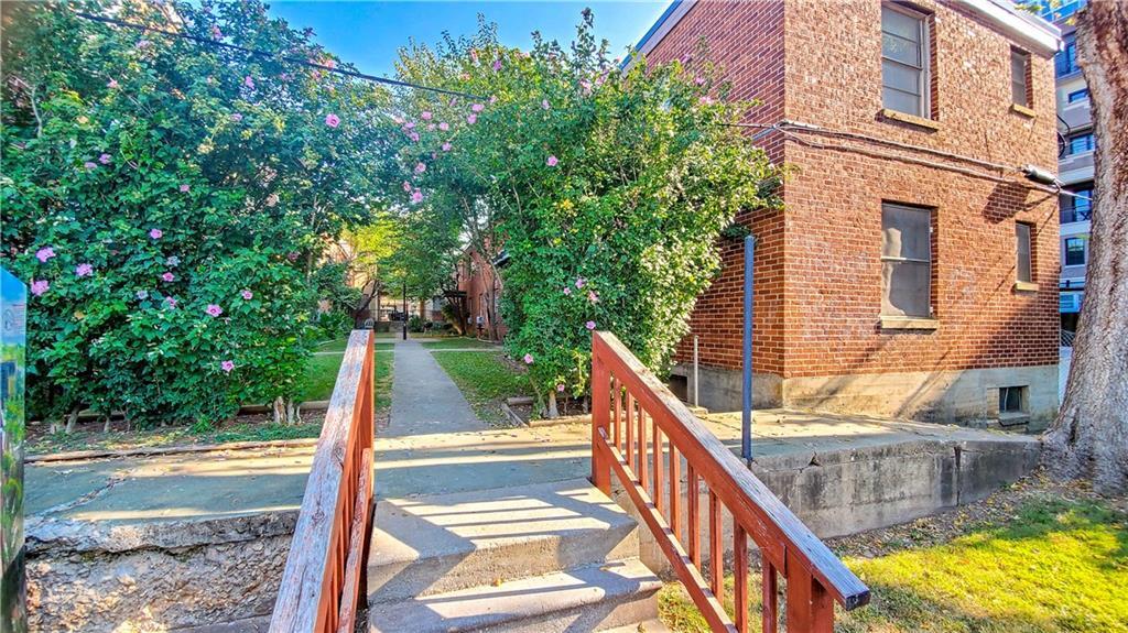 Foto principal - 625 W Dickson St