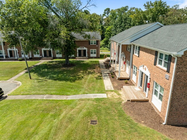 Building Photo - Caswell at Mill Creek