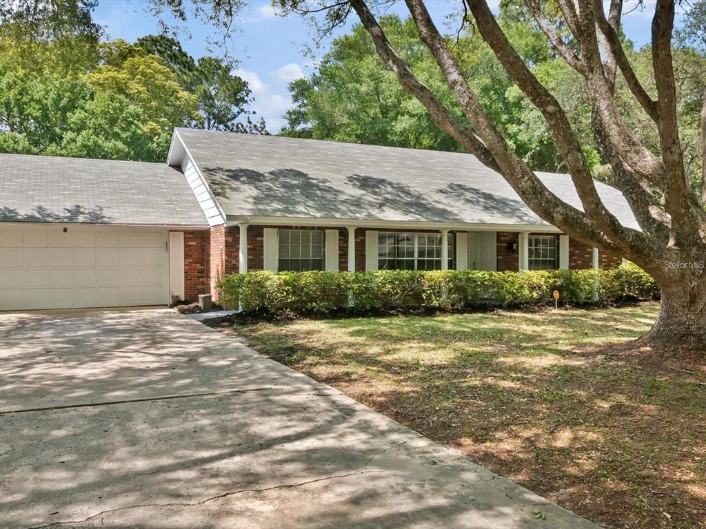 Foto principal - 608 Blue Lake Dr