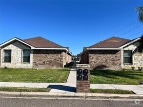 Building Photo - 3903 S Radisson Ave