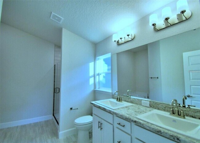 Foto del edificio - 2358 Friendly Confines Rd
