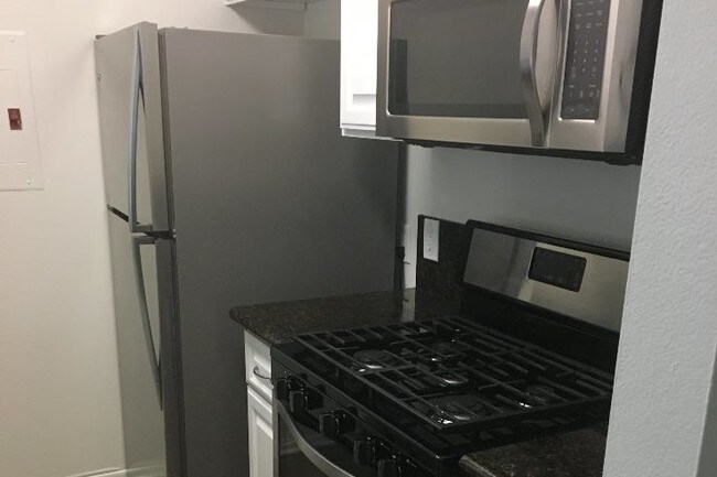 Foto del edificio - 1232 Harvard St