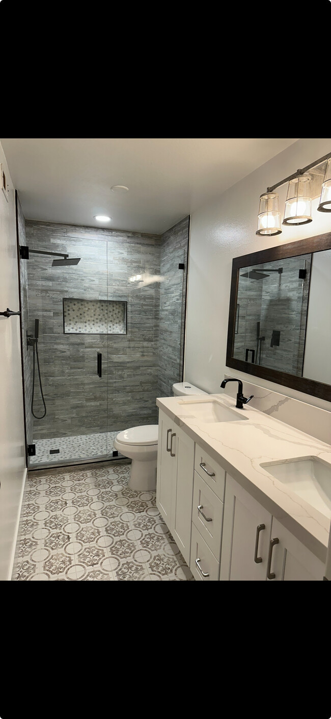 Bathroom - 8 Sagebrush