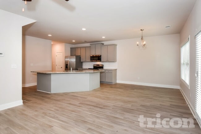 Foto del interior - Tricon Macland Township